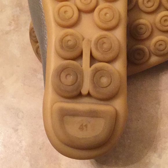 Silver flats - Picture 5 of 6